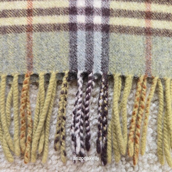 PERFECT! Vintage Burberry Wool Plaid Scarf - Picture 11 of 17